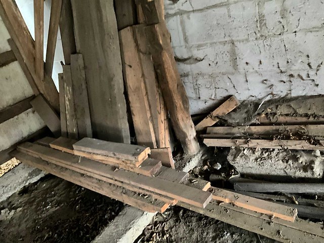 Douglas balken (40x) + divers grenen hout - afbeelding 9 van  9