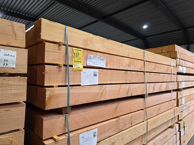 Douglas balken fijnbezaagd 3000x150x150mm (14x) - afbeelding 4 van  4