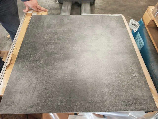 Douglas en jones beton antraciet mat vloertegel 70x70 cm 13,23 m² - afbeelding 2 van  7