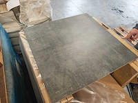 Douglas en jones beton antraciet mat vloertegel 70x70 cm 13,23 m² - afbeelding 3 van  7