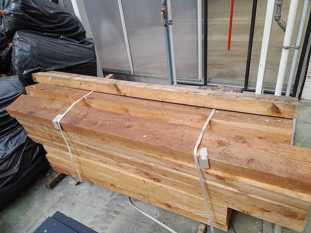 Douglas geschaafd hardhout 200 x 100 mm - afbeelding 1 van  2