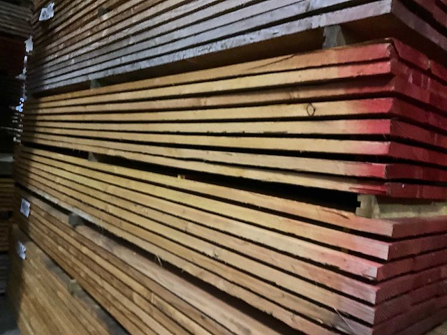Douglas houtspanten 4 meter lengte (40x) - afbeelding 11 van  11