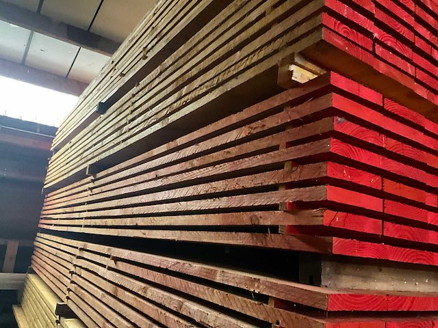 Douglas houtspanten 4 meter lengte (48x) - afbeelding 6 van  11