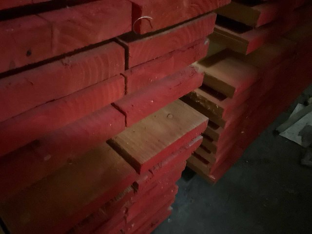 Douglas houtspanten 4 meter lengte (48x) - afbeelding 8 van  11