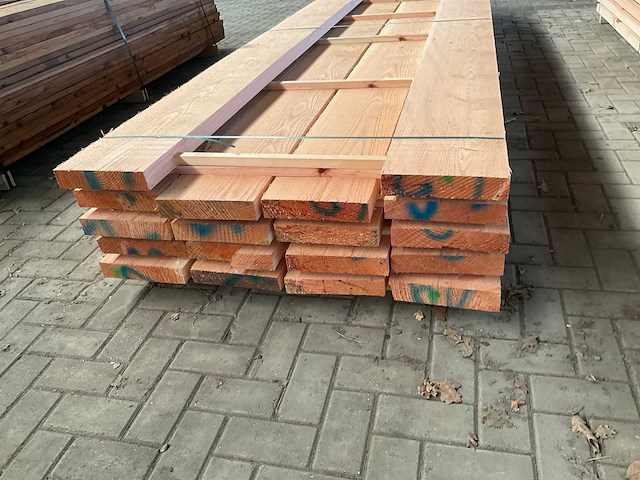 Douglas planken 50x260 mm (18x) - afbeelding 4 van  5