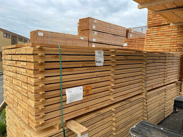 Douglas planken fijnbezaagd 3000x150x25mm (168x) - afbeelding 2 van  4