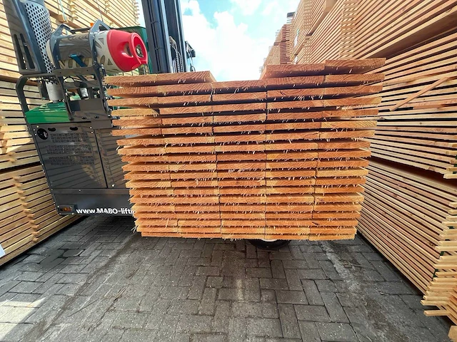 Douglas planken fijnbezaagd 5000x200x22mm (48x) - afbeelding 3 van  4