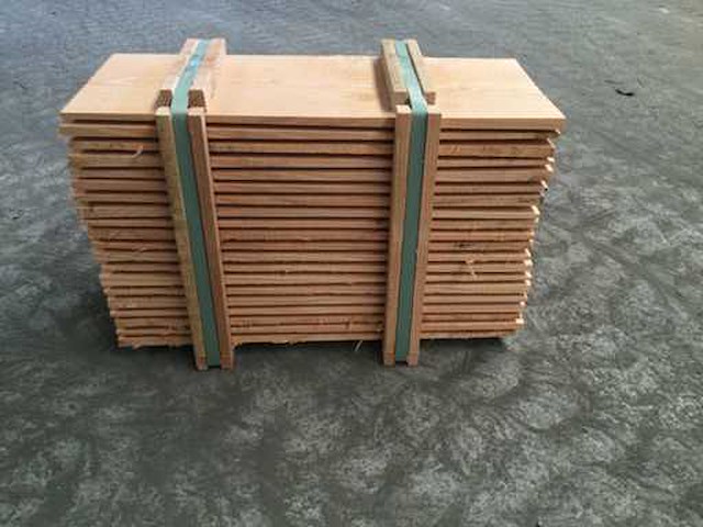 Douglas singles 240x600 mm - afbeelding 1 van  2