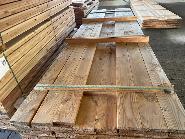 Douglas vlonderplanken 4000x140x25mm (70x) - afbeelding 1 van  3
