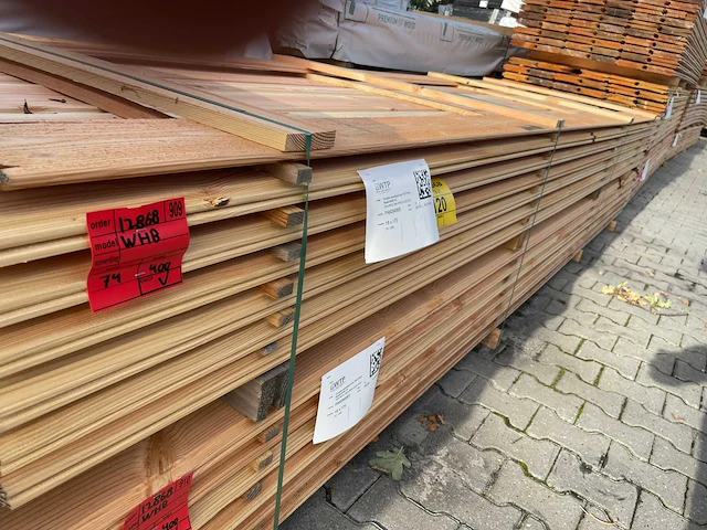 Douglas wisselsponning/halfhoutsrabat 4000x190x18mm (74x) - afbeelding 2 van  3