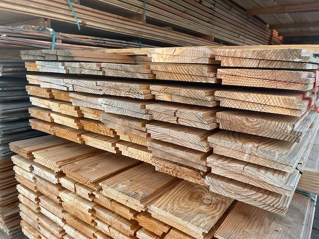 Douglas zweeds rabat 5000x190x26mm (80x) - afbeelding 1 van  3