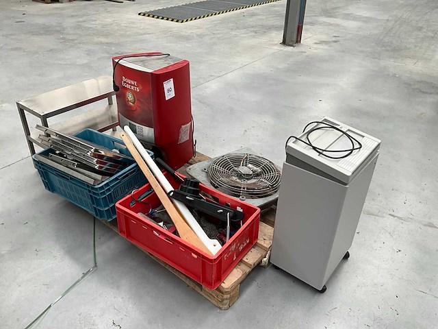 Douwe egberts koffie- & espressomachines + diverse keukengerei - afbeelding 1 van  5