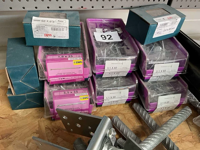 Dozen ankers nagels krammen - afbeelding 5 van  8