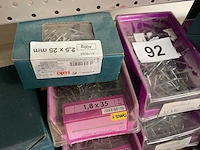 Dozen ankers nagels krammen - afbeelding 6 van  8