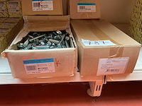 Dozen bouten en moeren - afbeelding 2 van  5