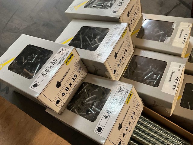 Dozen dakplaat schroeven en draadstangen - afbeelding 6 van  8