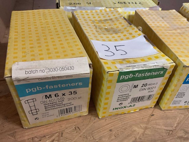 Dozen houtbouten en ringen - afbeelding 2 van  6