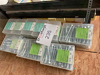 Dozen houtbouten - afbeelding 1 van  5