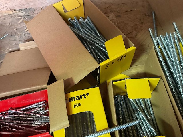 Dozen houtschroeven - afbeelding 6 van  7