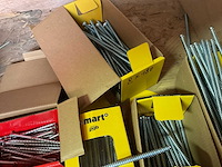 Dozen houtschroeven - afbeelding 6 van  7