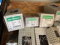 Dozen inox houtbouten en moeren - afbeelding 6 van  7