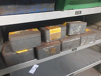 Dozen met calciumcarbide ampullen (7x) - afbeelding 6 van  7