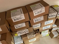 Dozen plaat en hout schroeven - afbeelding 8 van  8