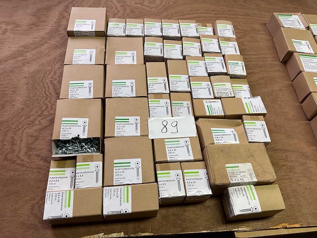 Dozen plaatschroeven - afbeelding 1 van  6