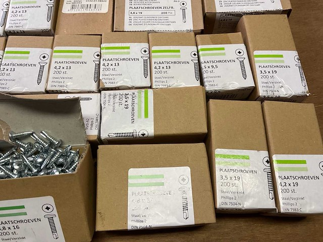 Dozen plaatschroeven - afbeelding 4 van  8