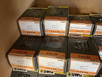 Dozen staalnagels en krammen - afbeelding 6 van  7