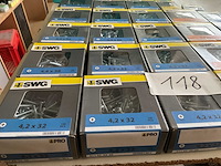 Dozen staalnagels en schroeven - afbeelding 2 van  7