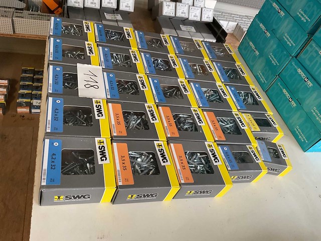 Dozen staalnagels en schroeven - afbeelding 7 van  7