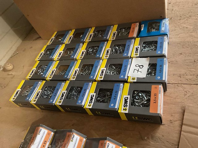 Dozen staalnagels en schroeven - afbeelding 7 van  8