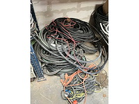 Draad, kabels & snoeren - afbeelding 13 van  13