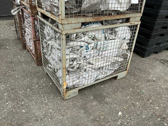 Draadcontainer met bigbags (5x) - afbeelding 3 van  5