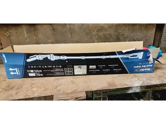 Draadloze kettingzaag met telescopische steel - afbeelding 8 van  10