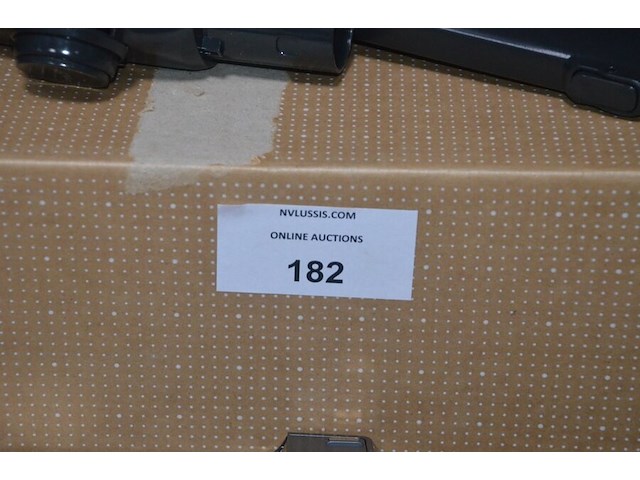 Draadloze steelstofzuiger samsung vs20c8524tb met toebehoren (b430) - afbeelding 7 van  7