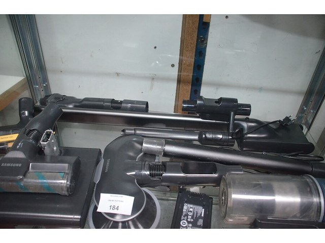 Draadloze steelstofzuiger samsung vs20c954ftb/wa met toebehoren (b430) - afbeelding 7 van  7