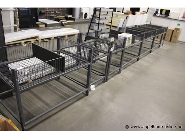 Draadstalen presentatiemeubels - afbeelding 1 van  3