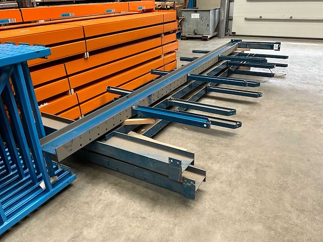 Draagarmstelling 3x24 - afbeelding 2 van  6