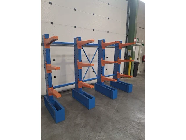 Draagarmstelling 4kolommen, 4 niveaus 600mm - afbeelding 2 van  2