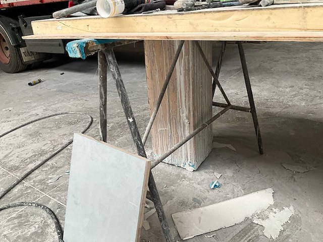 Draagarmstelling en werktafel - afbeelding 8 van  16