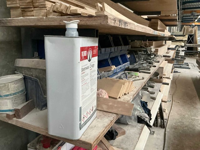 Draagarmstelling met inhoud (4x) - afbeelding 3 van  14