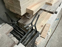 Draagarmstelling met inhoud (4x) - afbeelding 6 van  14