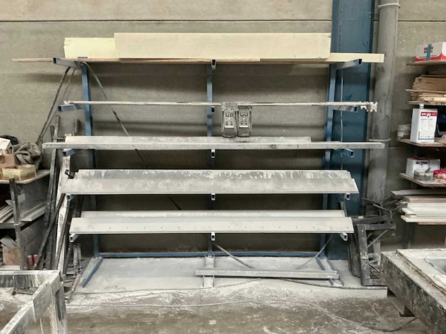 Draagarmstelling met inhoud (4x) - afbeelding 11 van  14