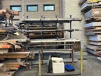 Draagarmstelling met inhoud (7x) - afbeelding 17 van  24