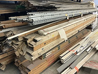 Draagarmstelling met inhoud (7x) - afbeelding 9 van  10