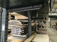 Draagarmstelling met inhoud grote partij isolatiepanelen - afbeelding 3 van  11