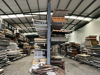 Draagarmstelling met inhoud grote partij isolatiepanelen - afbeelding 10 van  11