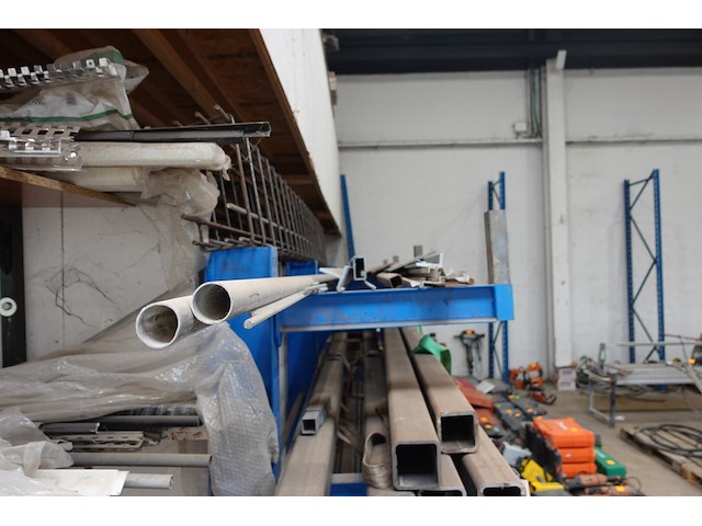 Draagarmstelling ohra met inhoud - afbeelding 3 van  14